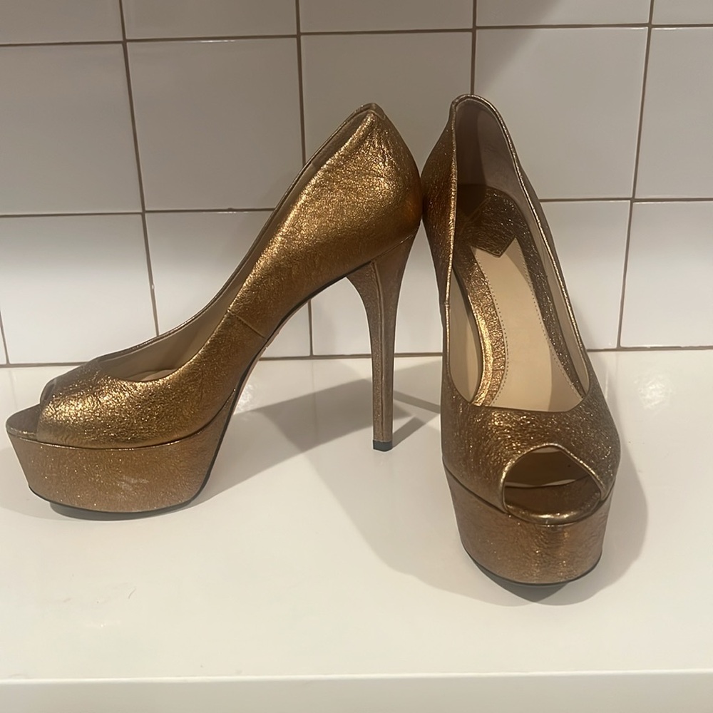 Brian Atwood Bambola Gold Open Toe High Heels Size 7.5 NWOT